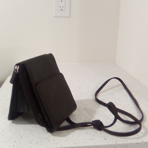 Faux Leather Cross Body Wallet Pebbled Look - Picture 10 of 16